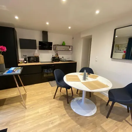 Joli Avec Cour Privee Proche Gare & Centre Rouen