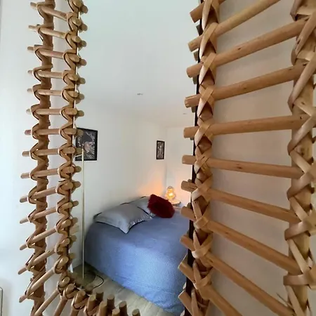 Joli Avec Cour Privee Proche Gare & Centre