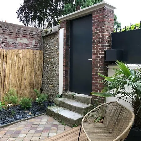 Joli Avec Cour Privee Proche Gare & Centre Appartement Rouen