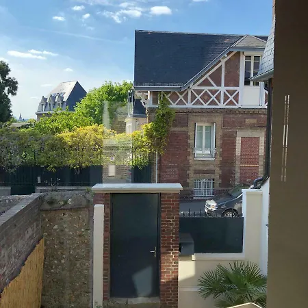 Joli Avec Cour Privee Proche Gare & Centre Appartement Rouen