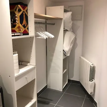 Apartment Joli Avec Cour Privee Proche Gare & Centre *