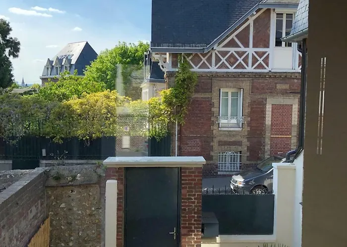 Joli Avec Cour Privee Proche Gare & Centre Apartment Rouen