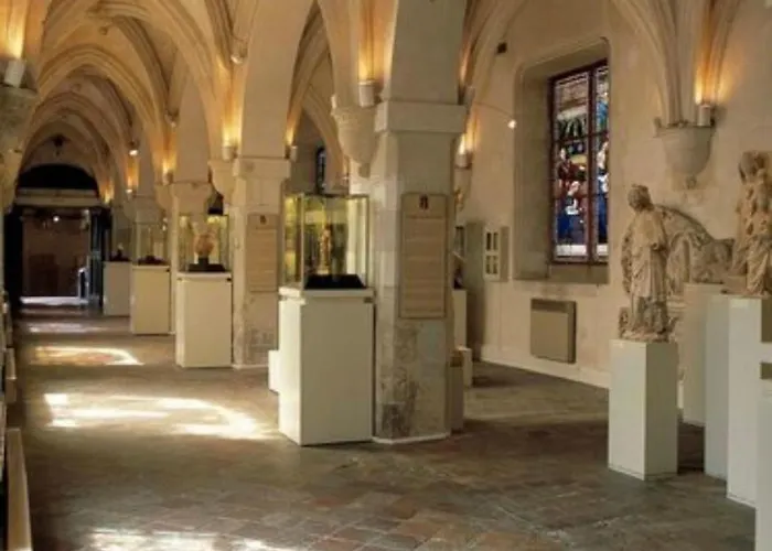 Joli Avec Cour Privee Proche Gare & Centre Ρουέν